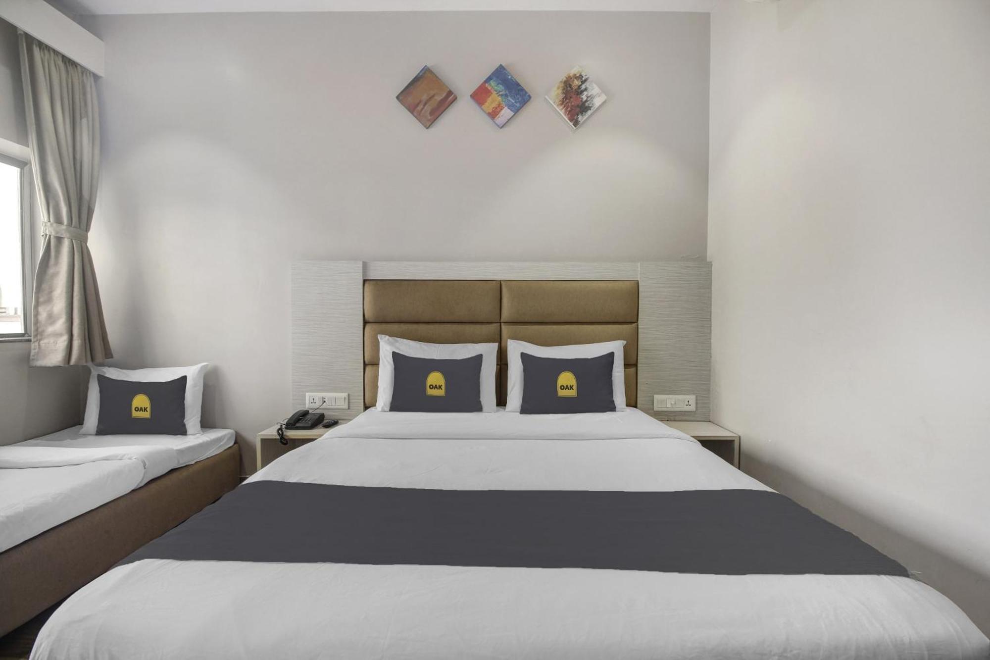 Townhouse Oak Sohotel Haora Bagian luar foto